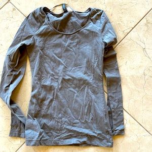 H&M Women Grey Long Sleeve T-Shirt Size 6